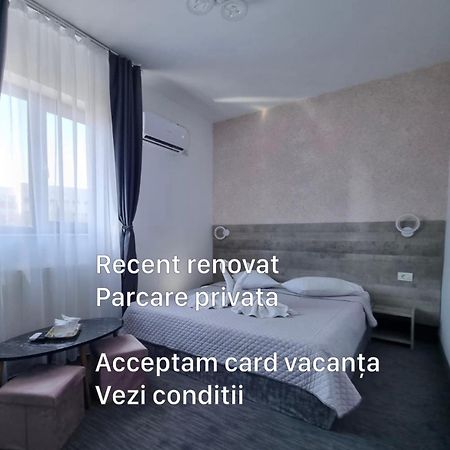Hotel Miniom Constanţa Exteriör bild