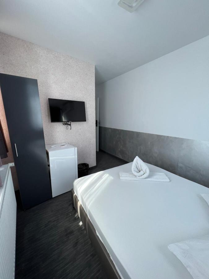 Hotel Miniom Constanţa Exteriör bild