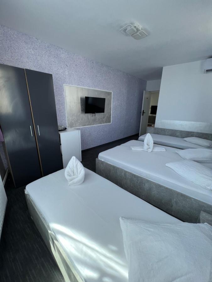 Hotel Miniom Constanţa Exteriör bild